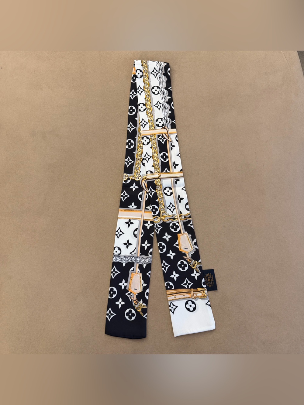 Chic Black & White Monogram Chain Print Twilly Skinny Scarf - Brand New (Longer) - Picture 2 of 8